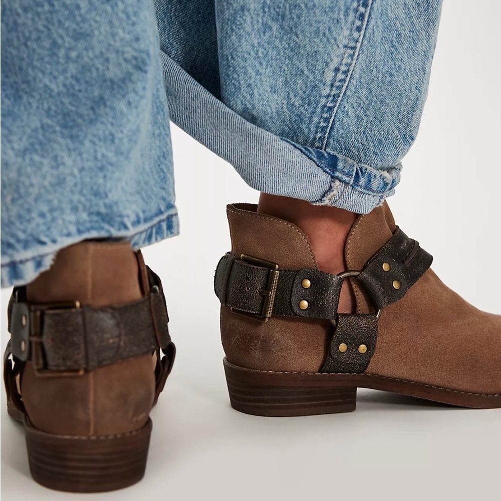 Free People Women’s Belle Harness Boot Size 8